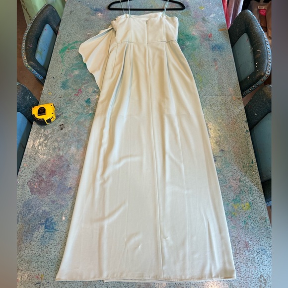 Pastel Seagreen Halston Gown - Picture 5 of 15